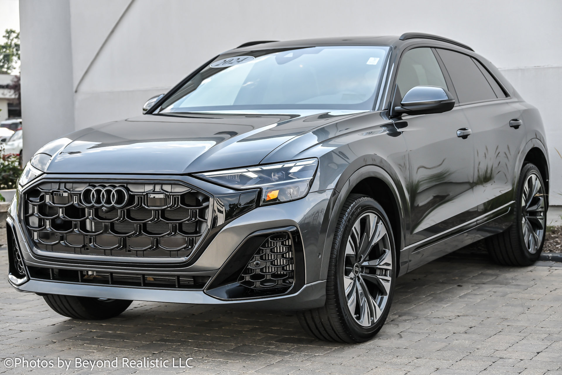 2024 Audi Q8