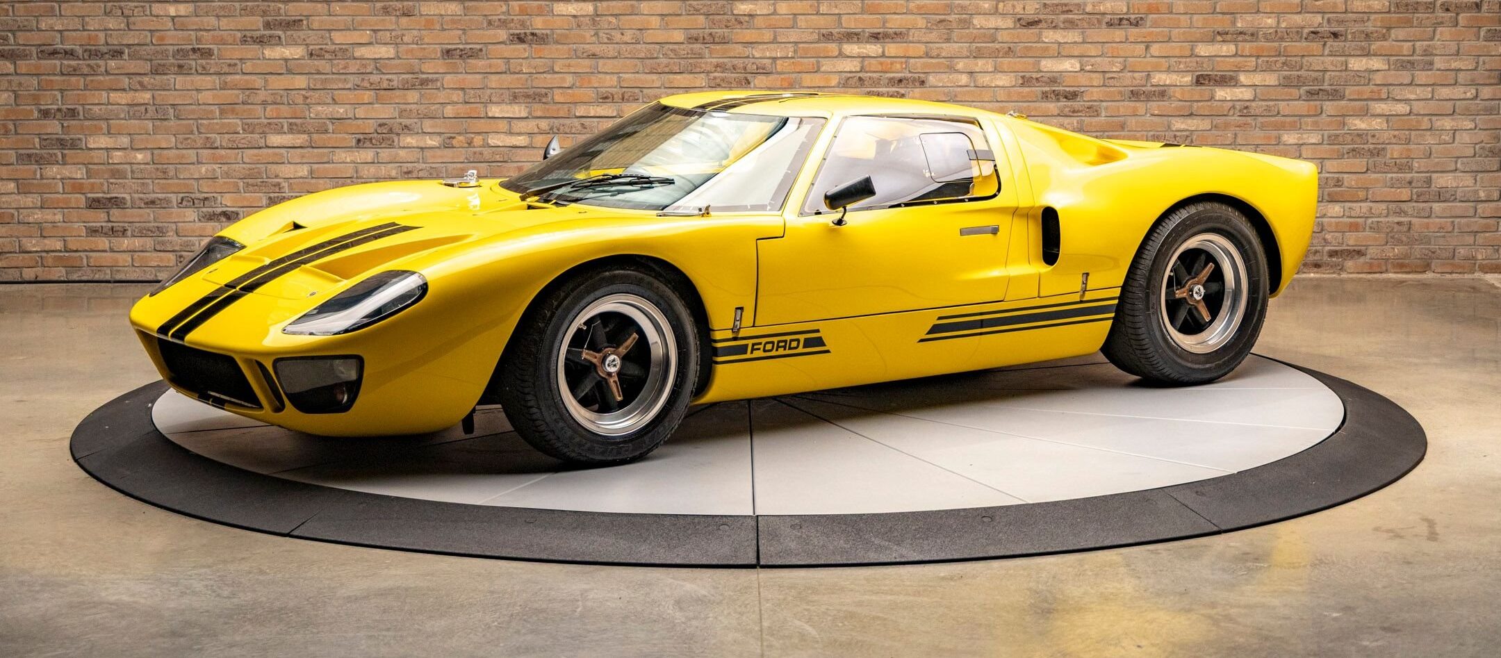 exotic sports cars