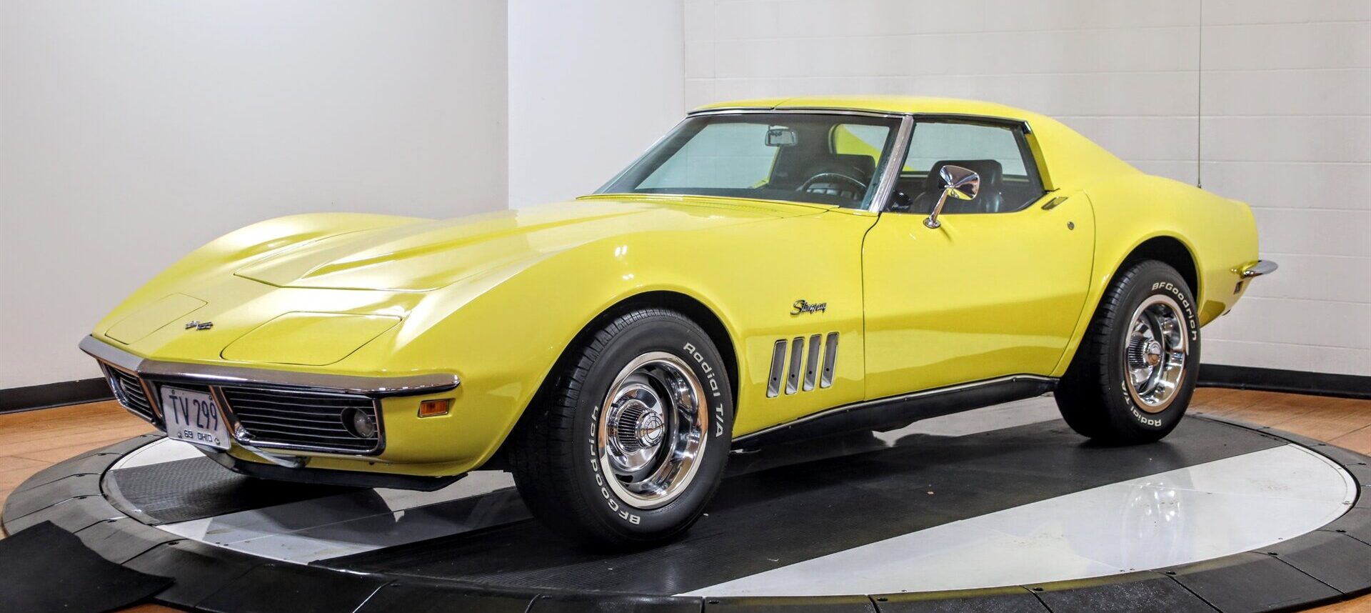 daytona yellow Vette