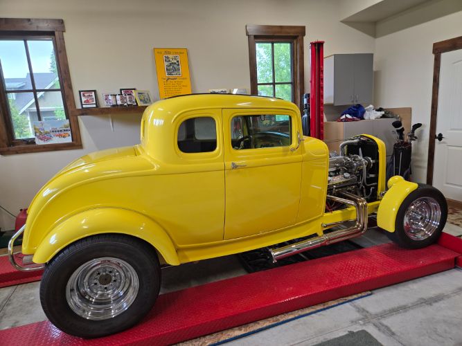 1932 Ford Deuce Coupe