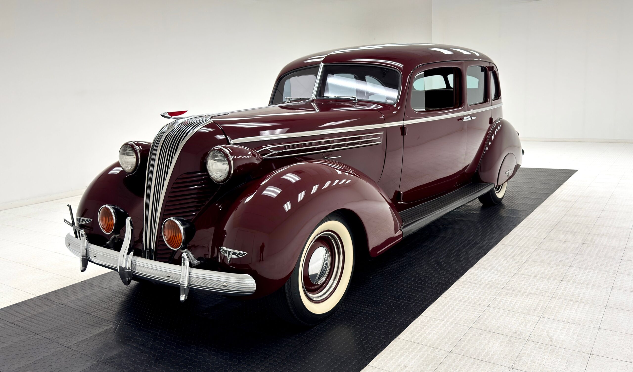 1937 Hudson Custom 8