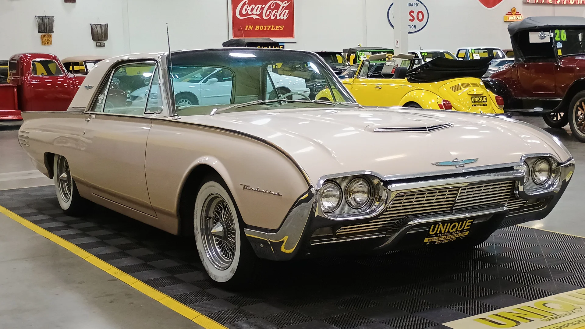 1961 Ford Thunderbird