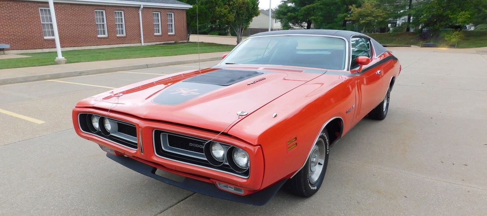 1971440 Six pack cars