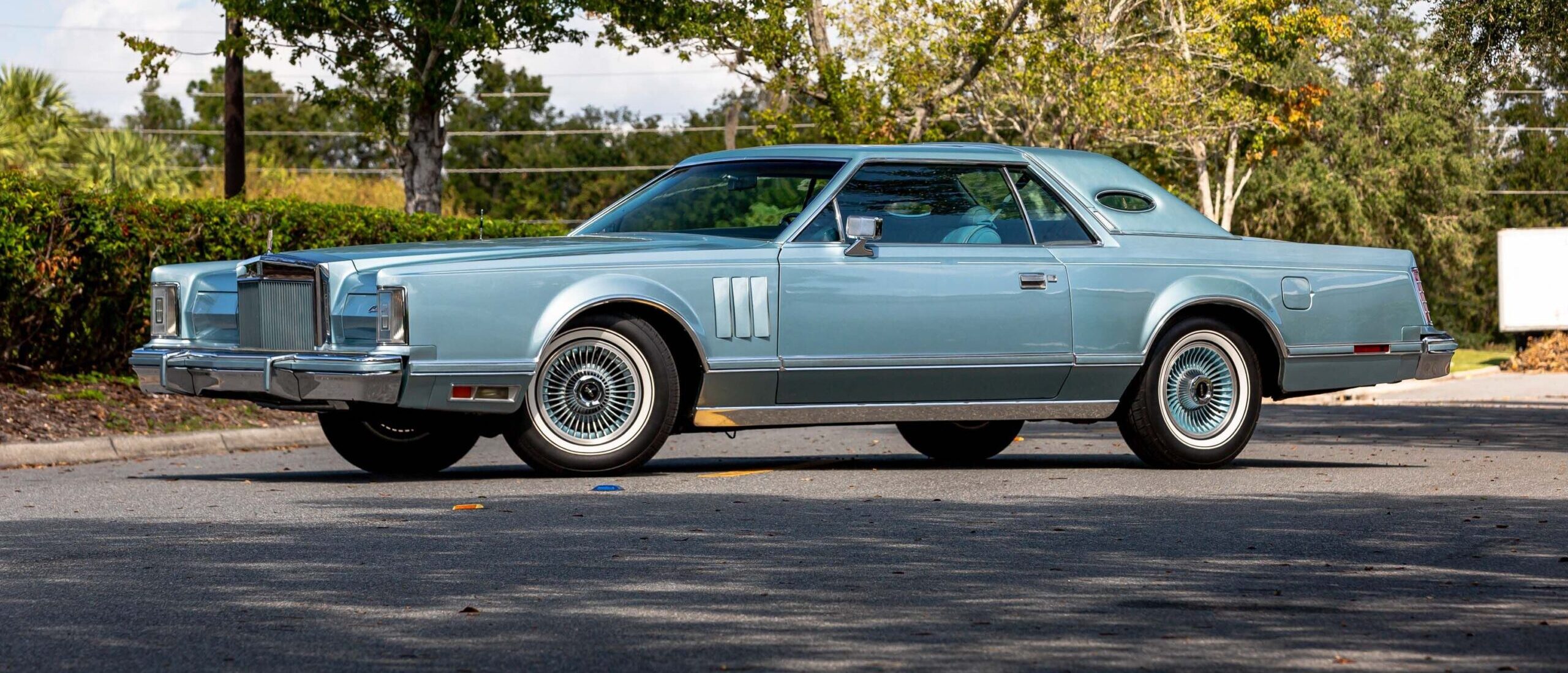 classic luxury cars
