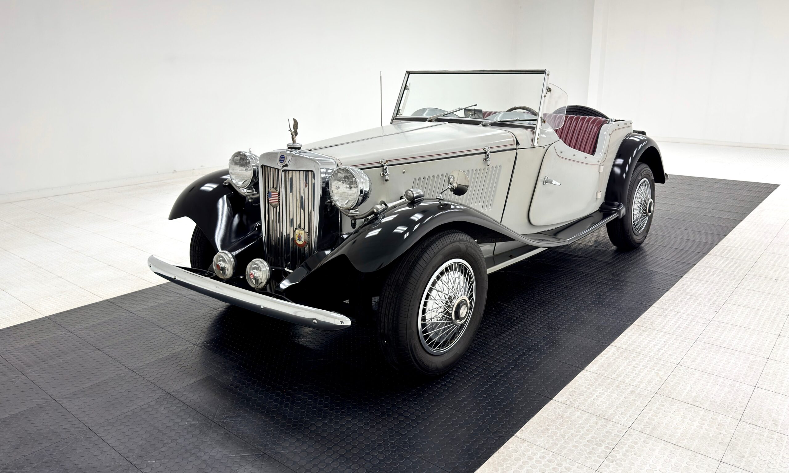 1981 MG TD Replica