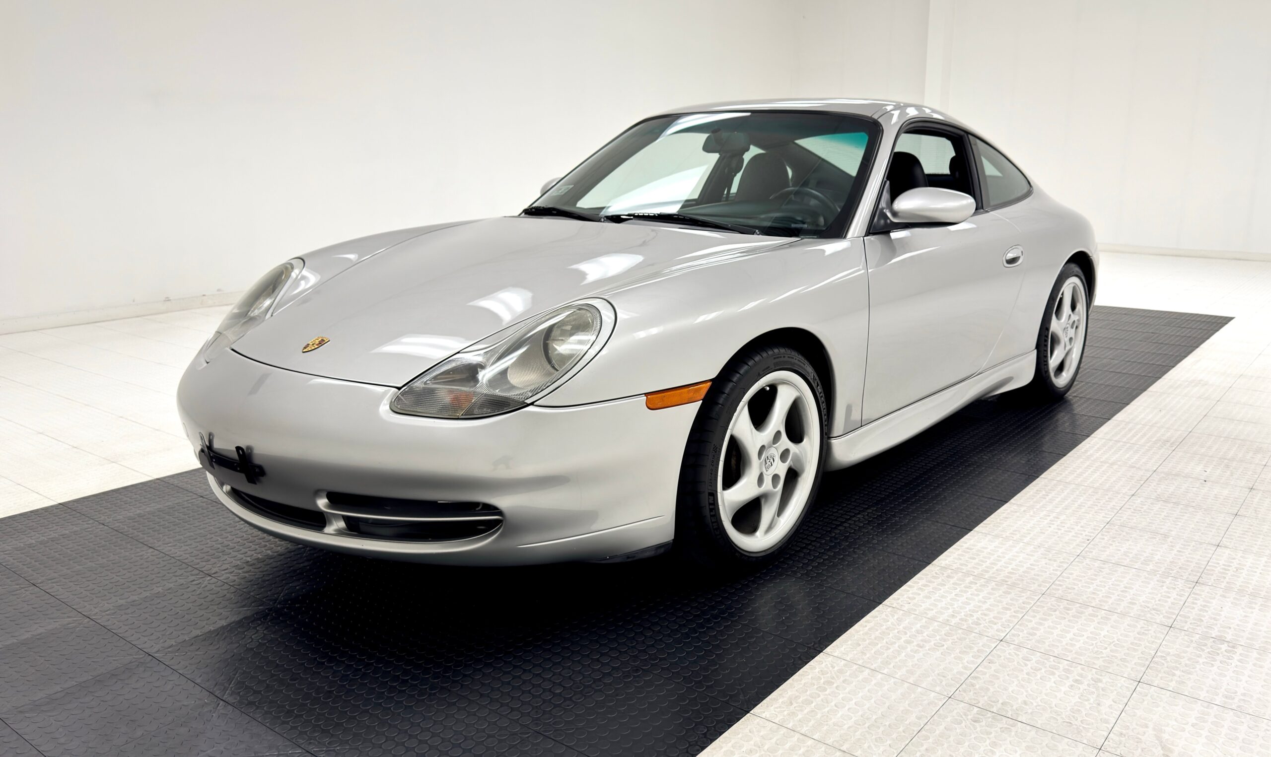 2001 Porsche Carrera Coupe