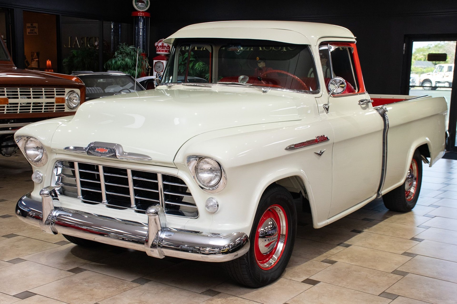 custom classic trucks