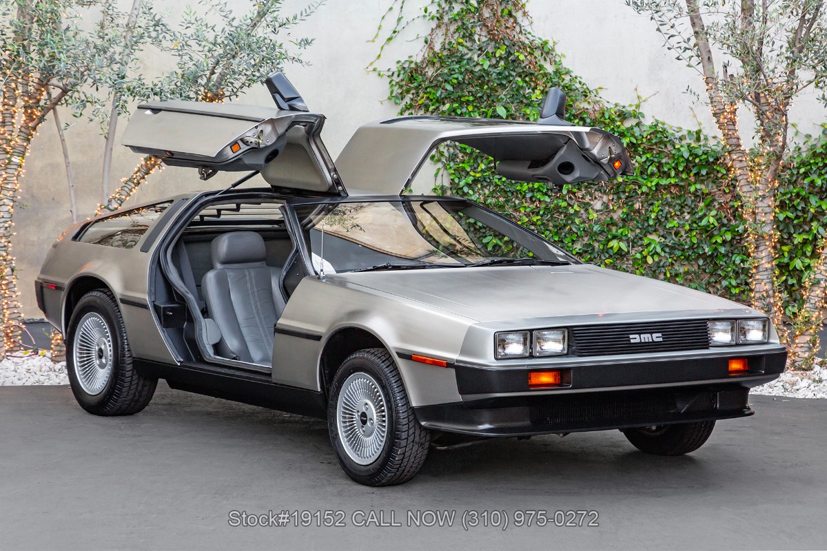 1981 DeLorean DMC 12