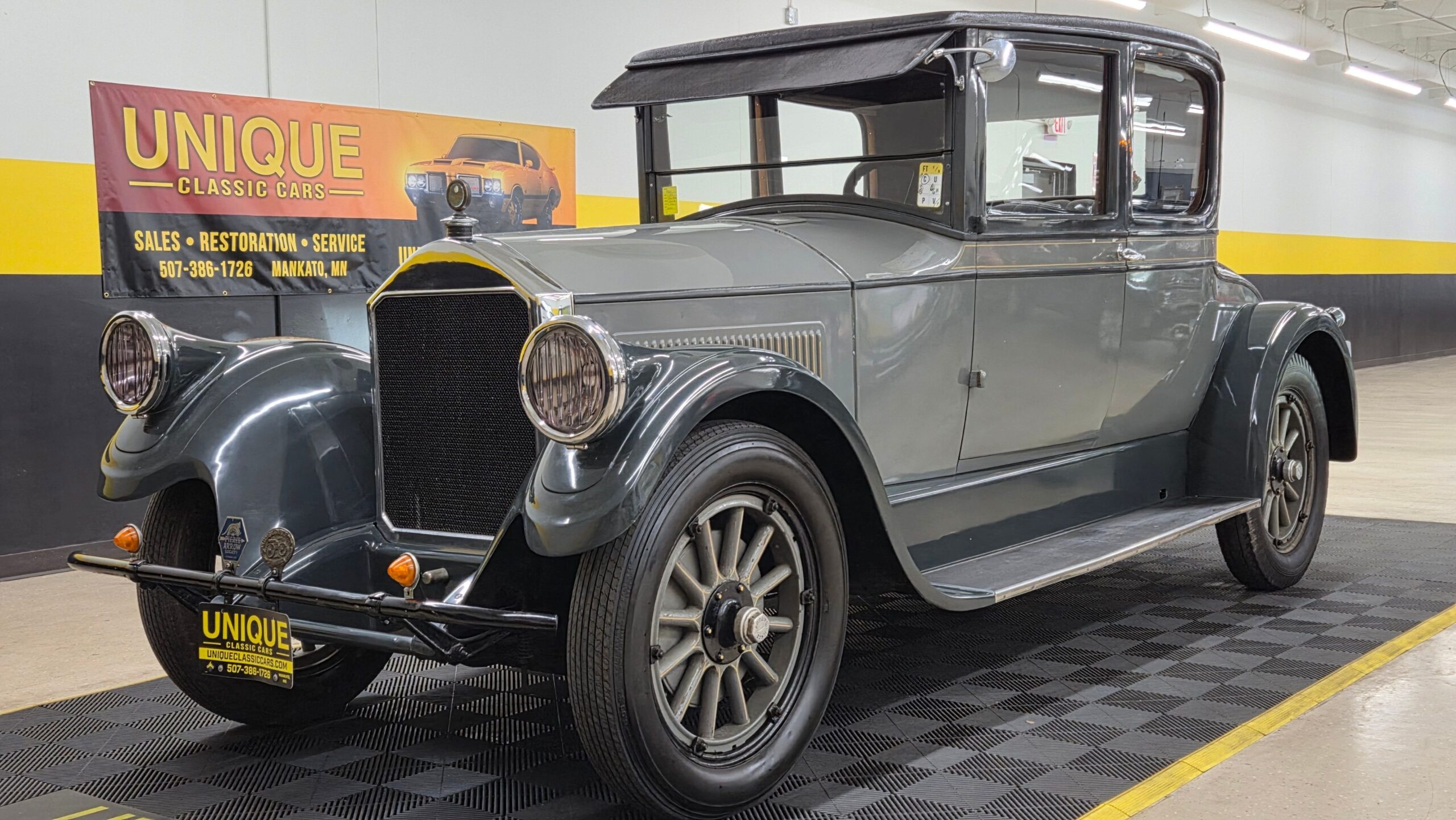 1925 Pierce Arrow Series 80