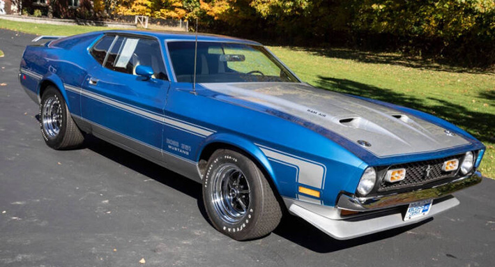 Mustang muscle car for sale