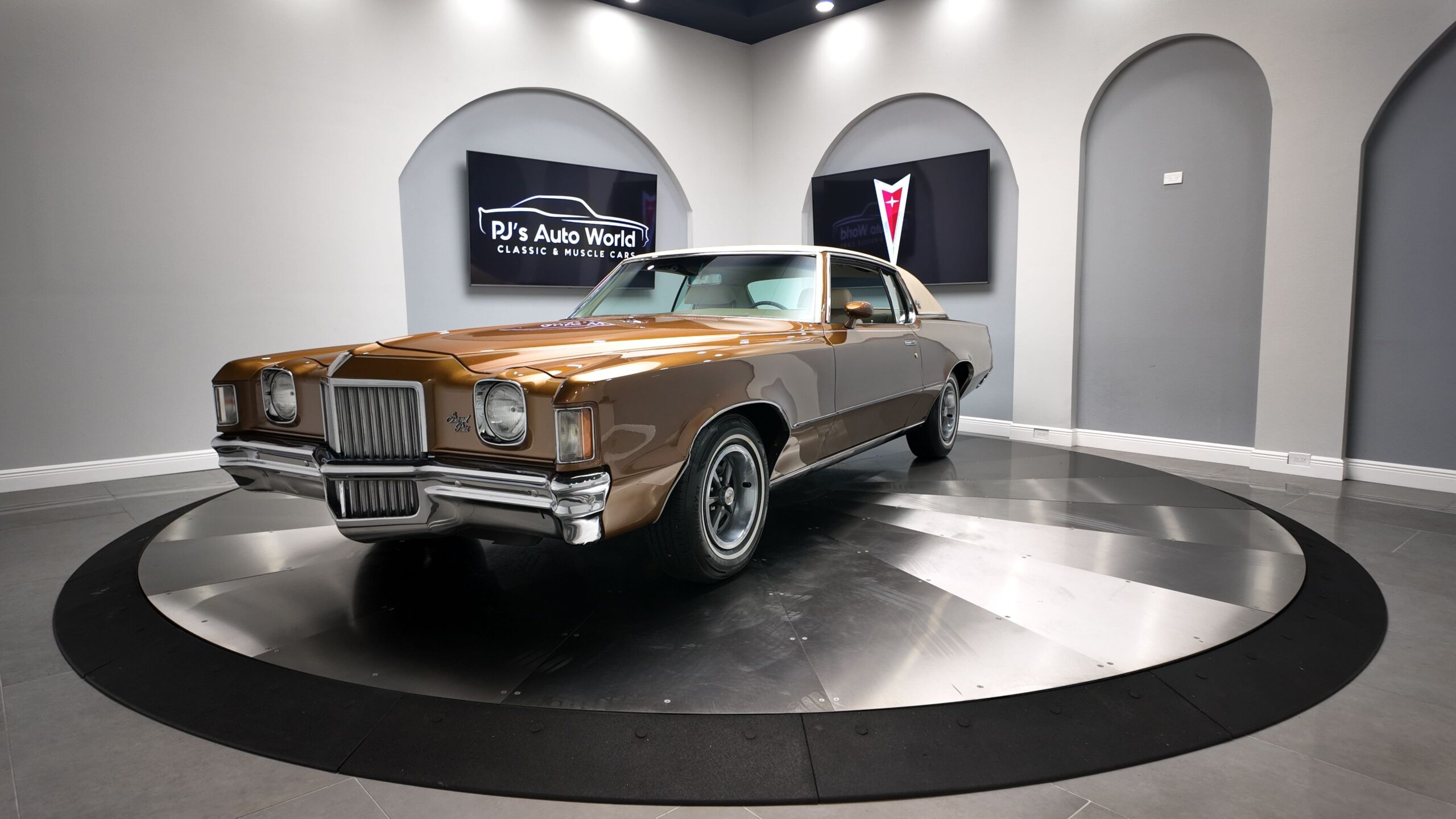 1971 Pontiac Grand Prix Model J