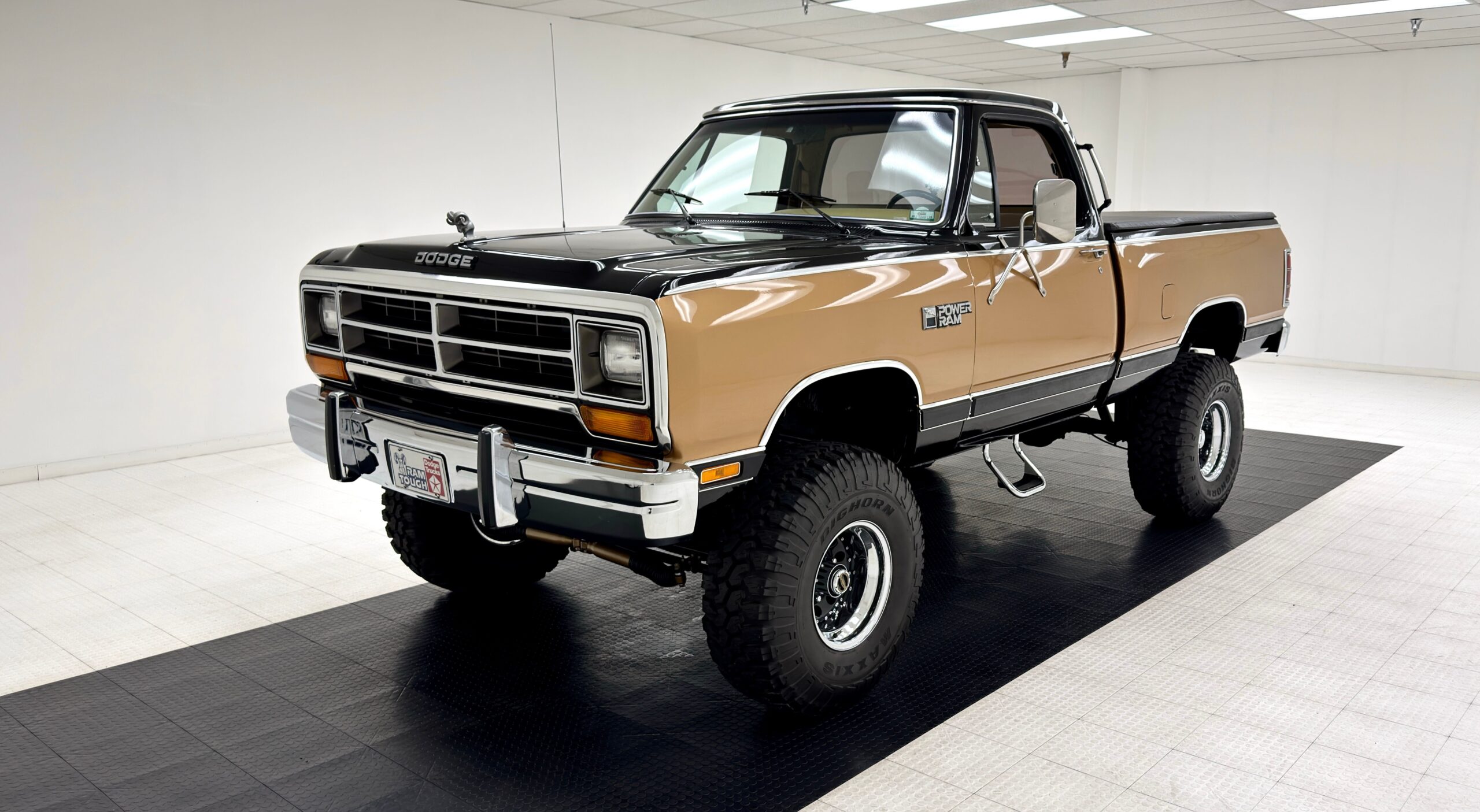 1986 Dodge Power Ram 150 Royal SE Short Bed 4x4 Pickup