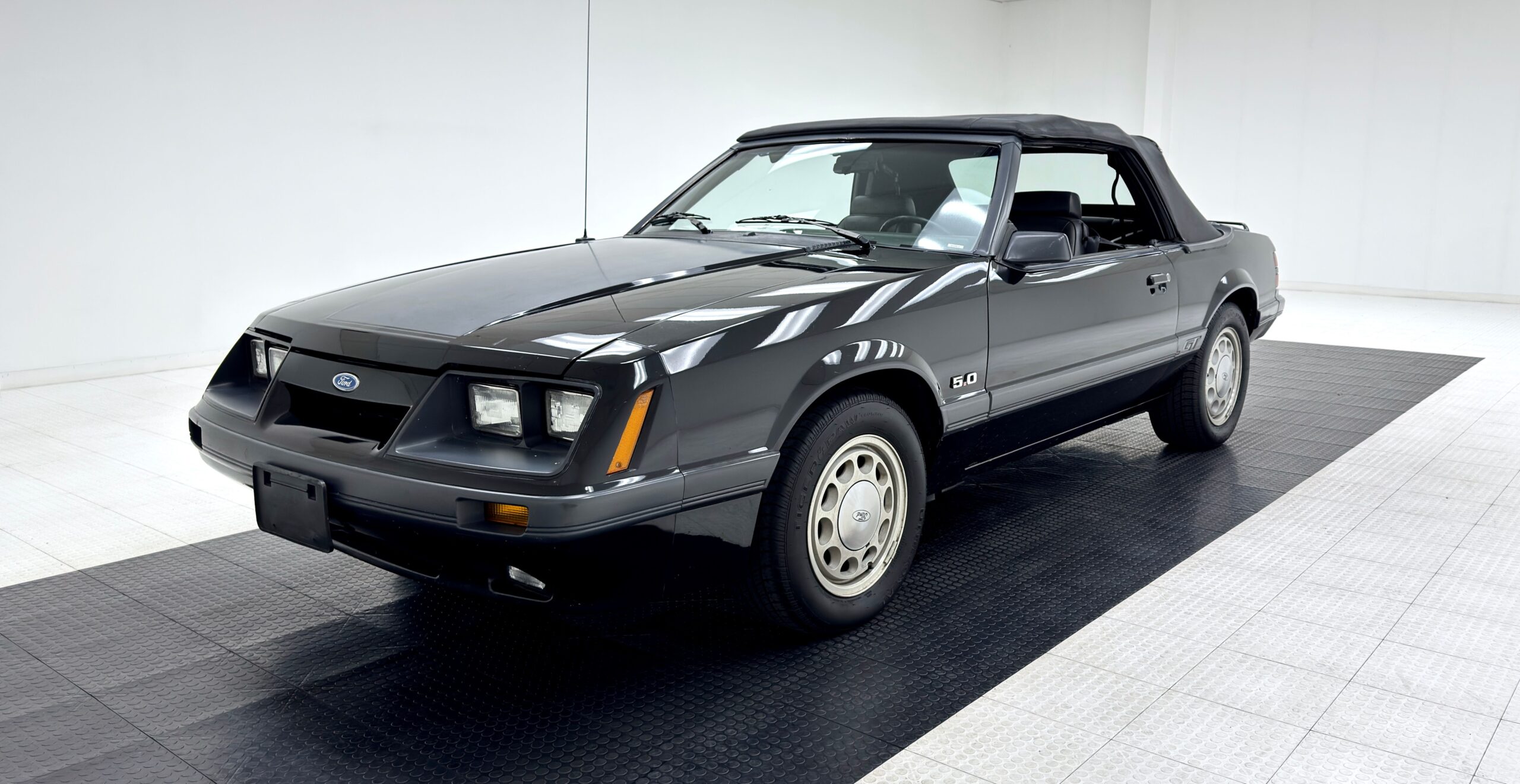 1986 Ford Mustang GT Convertible