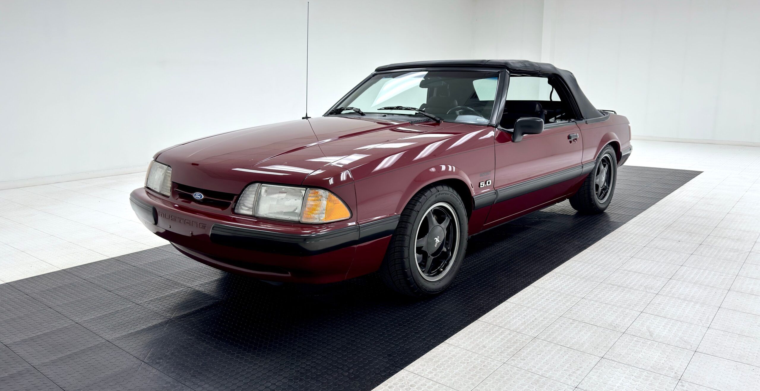 1990 Ford Mustang LX Convertible
