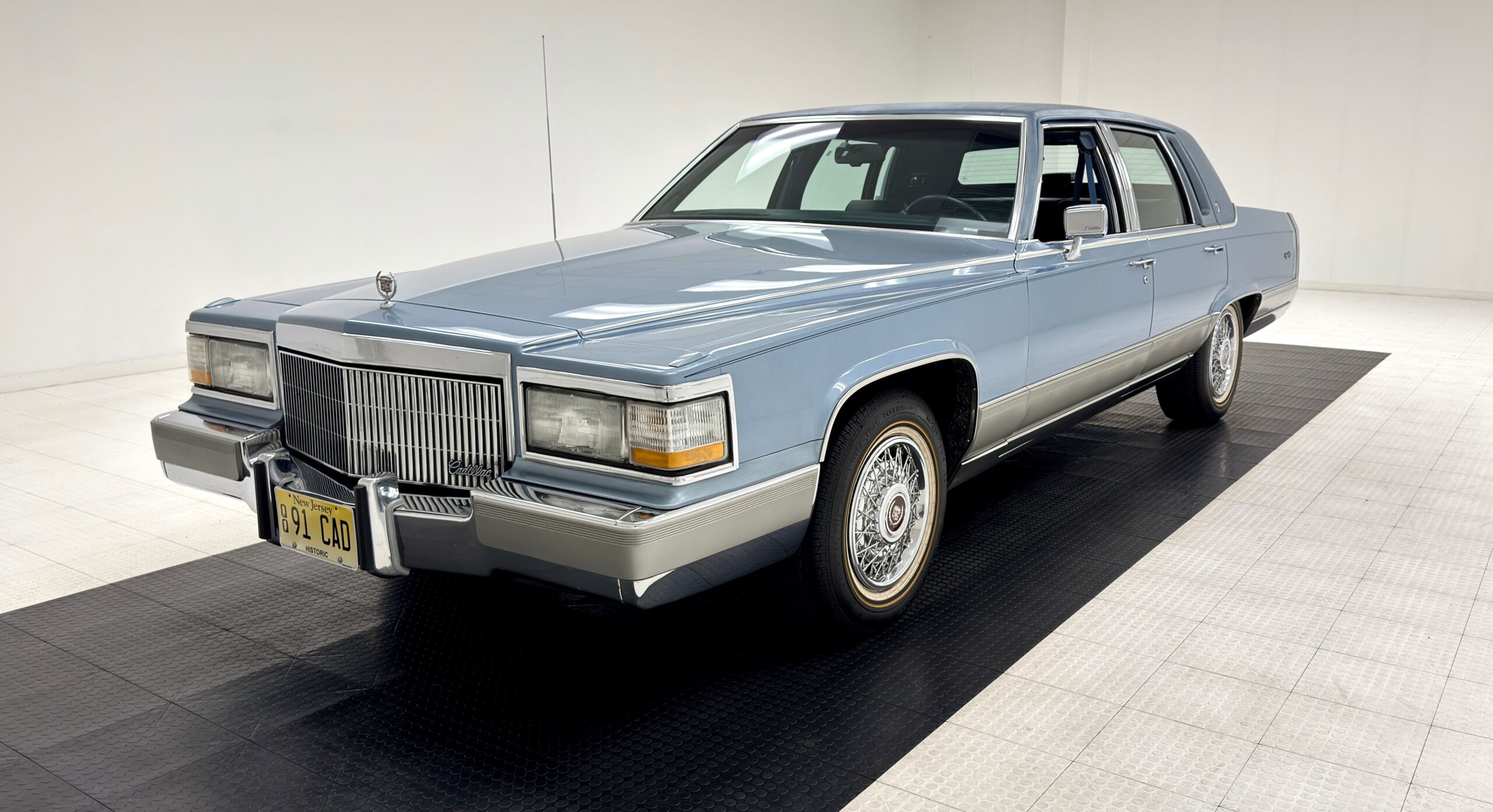 991 Cadillac Brougham d'Elegance