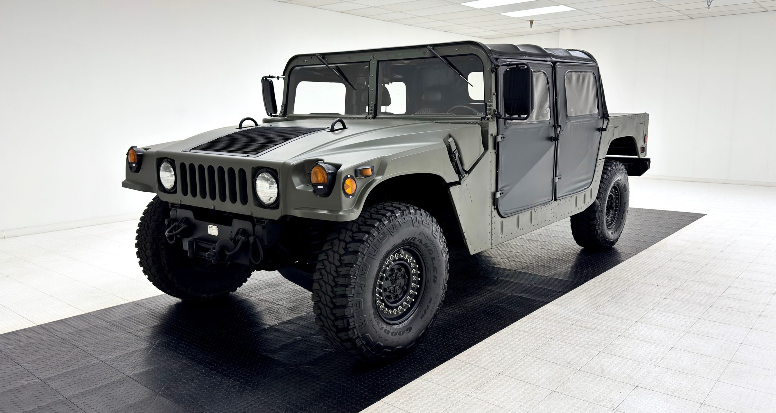 1995 AM General Humvee