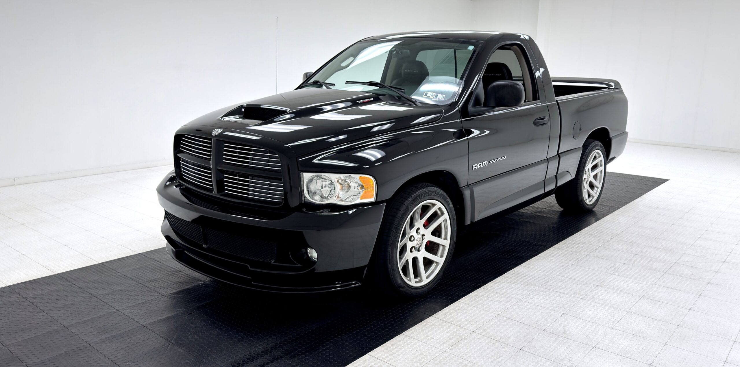 2004 Dodge Ram SRT-10 Pickup