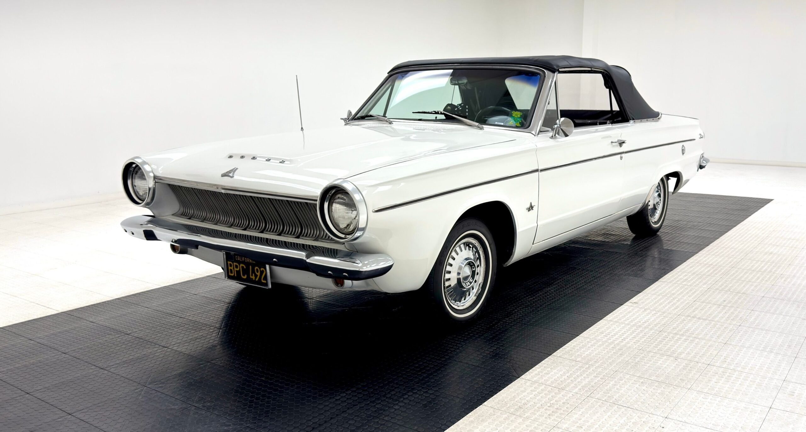 1963 Dodge Dart GT