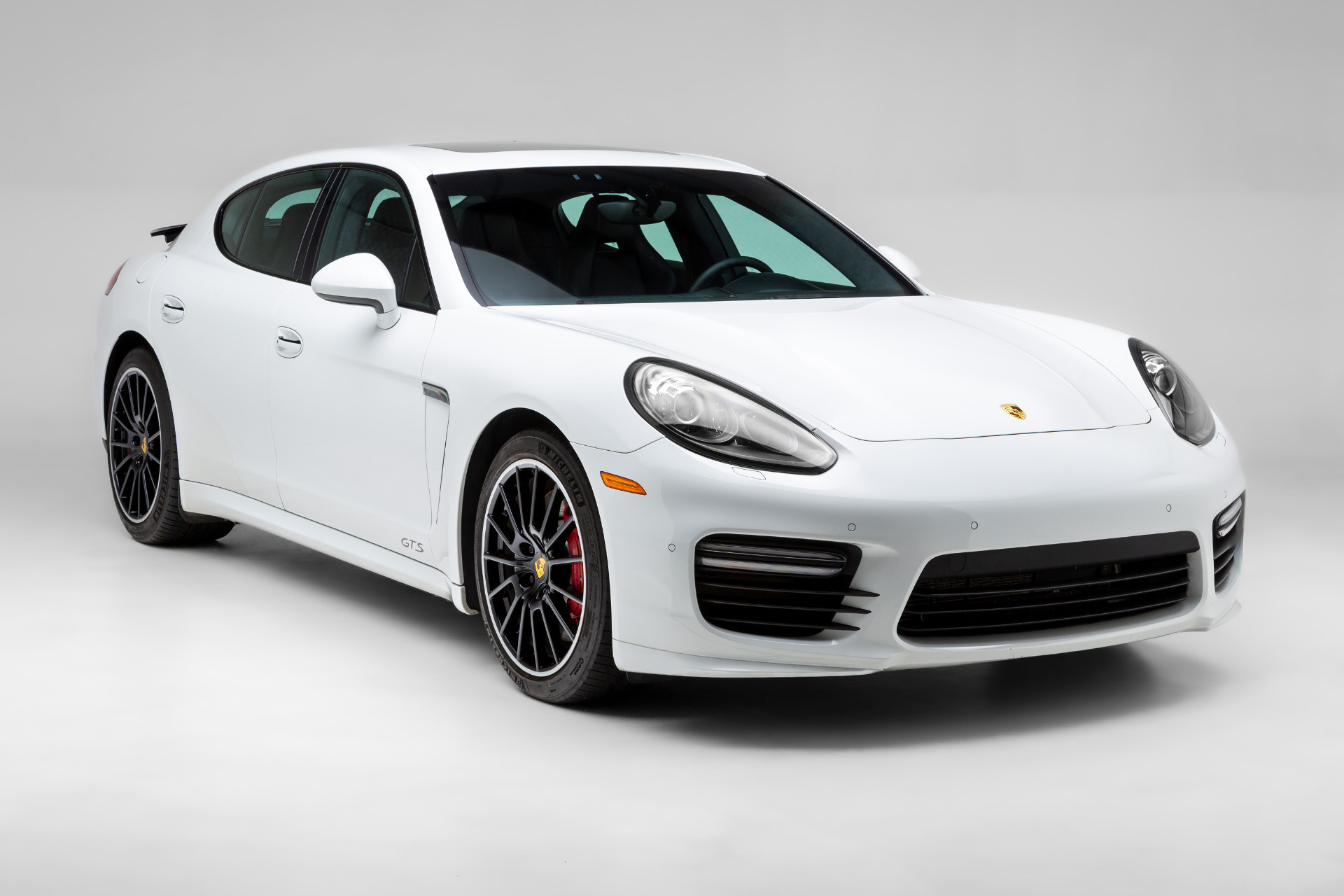 luxury car