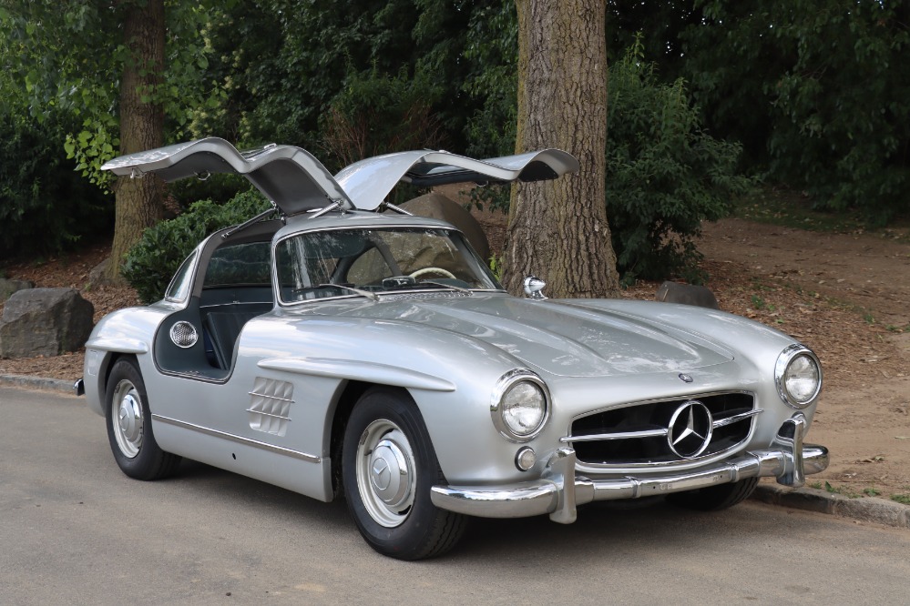 classic sport car