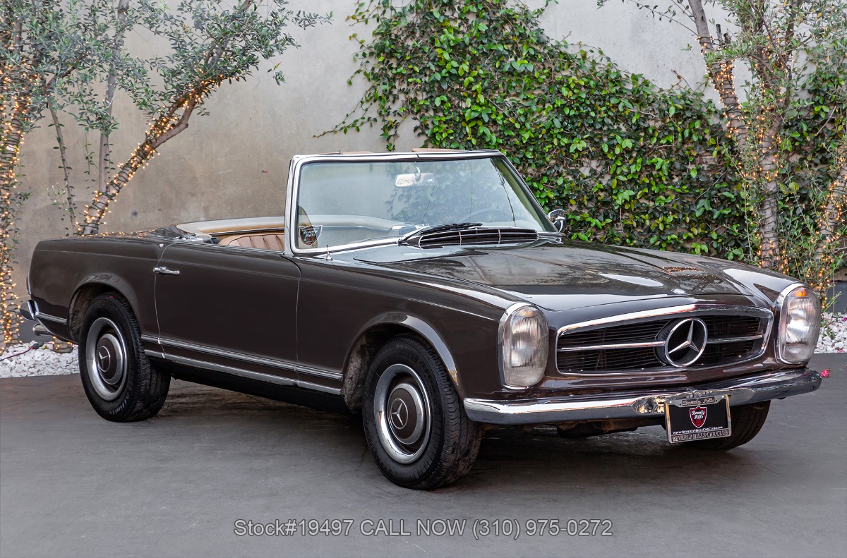 1966 Mercedes-Benz 230SL