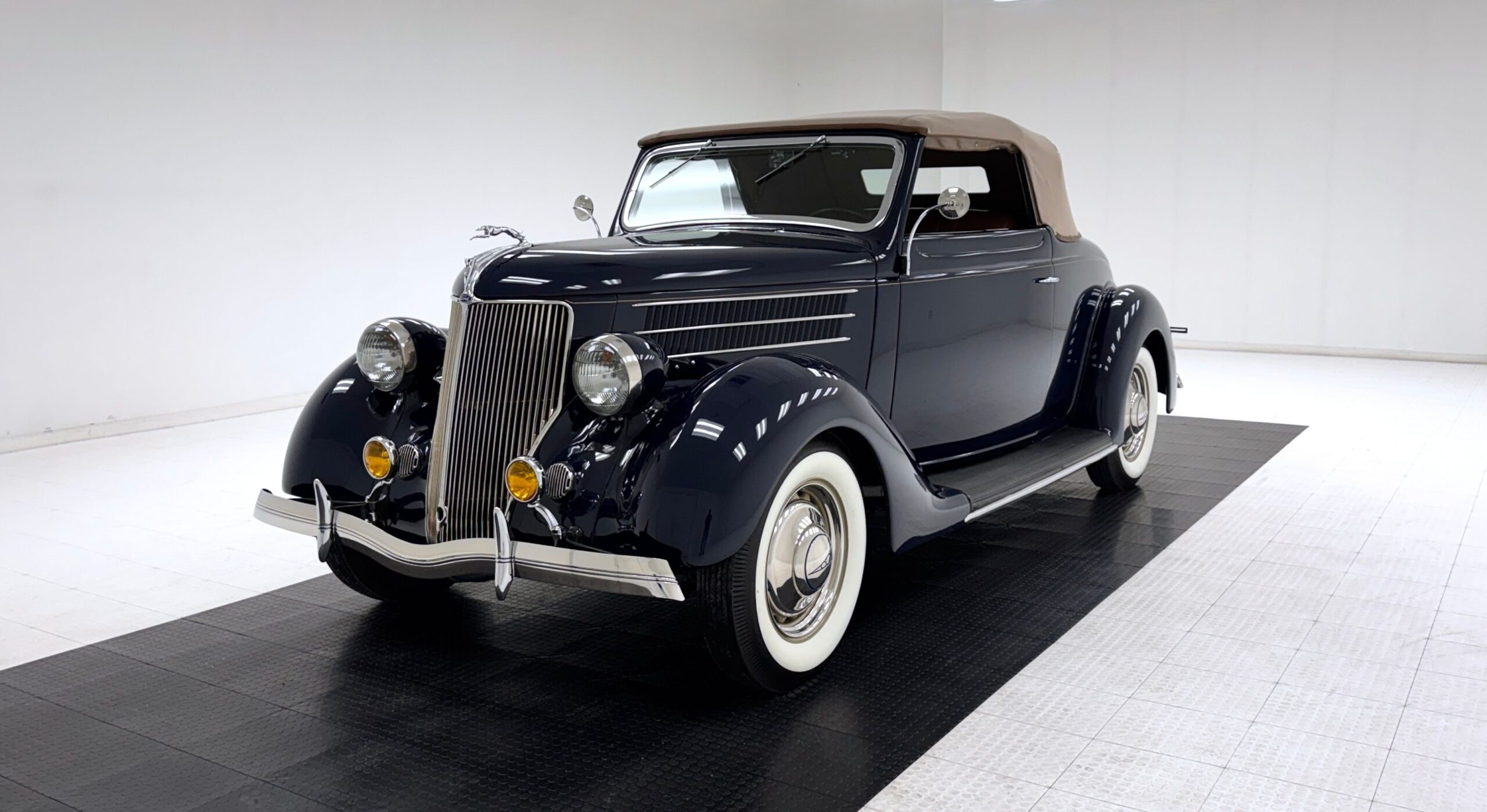 1936 Ford 68 V8