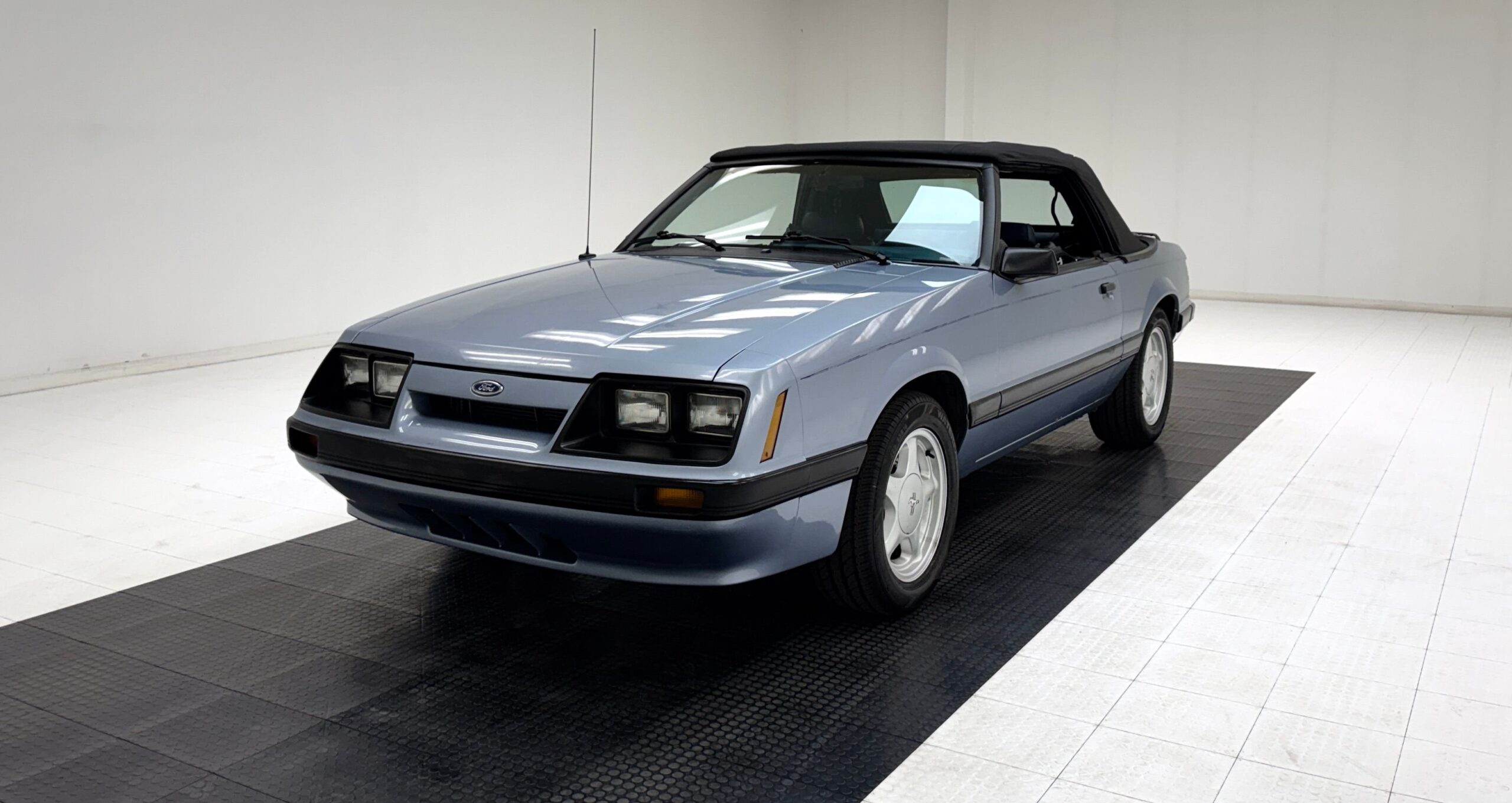 1986 Ford Mustang LX