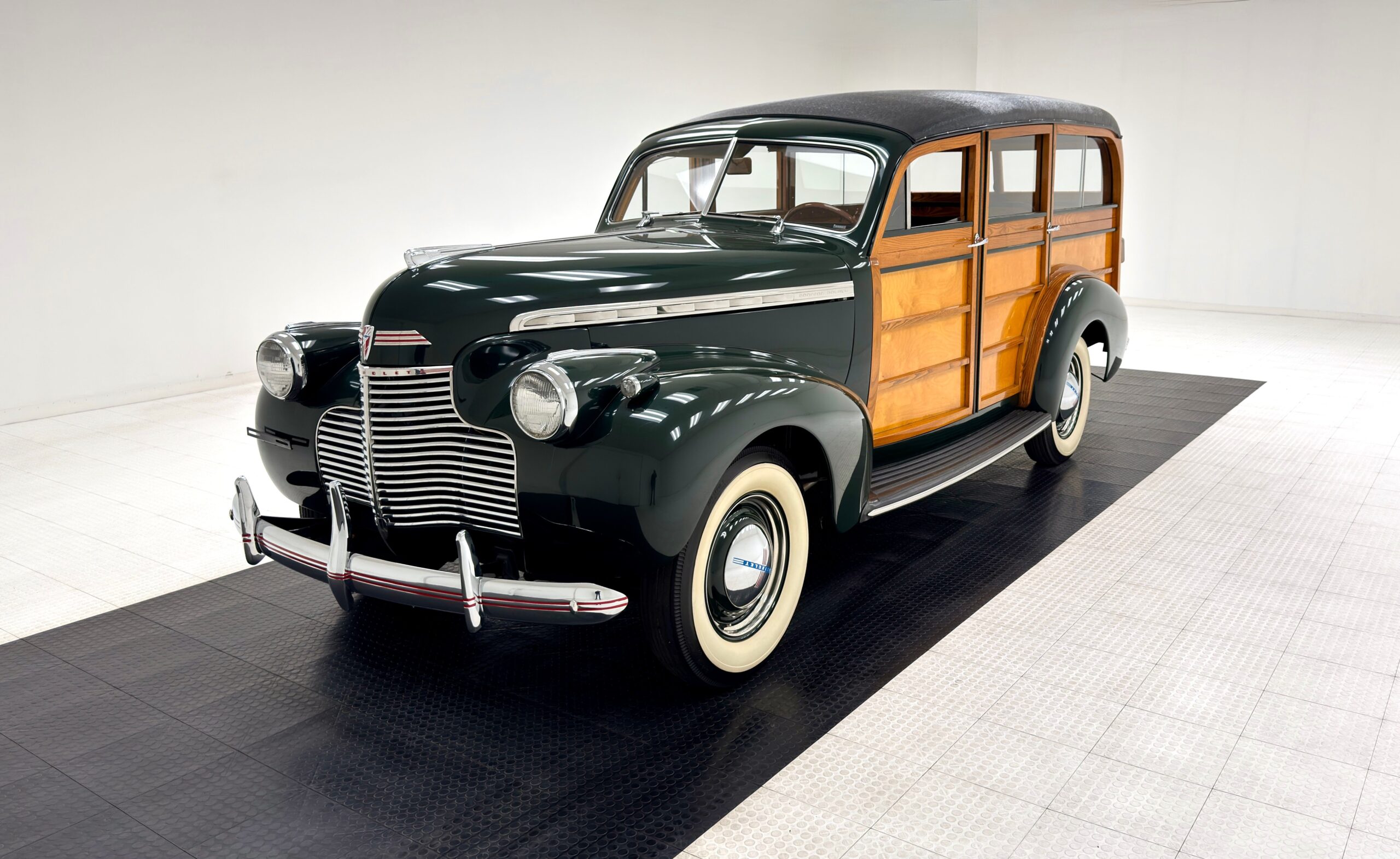 1940 Chevrolet Special Deluxe Woody Station Wagon