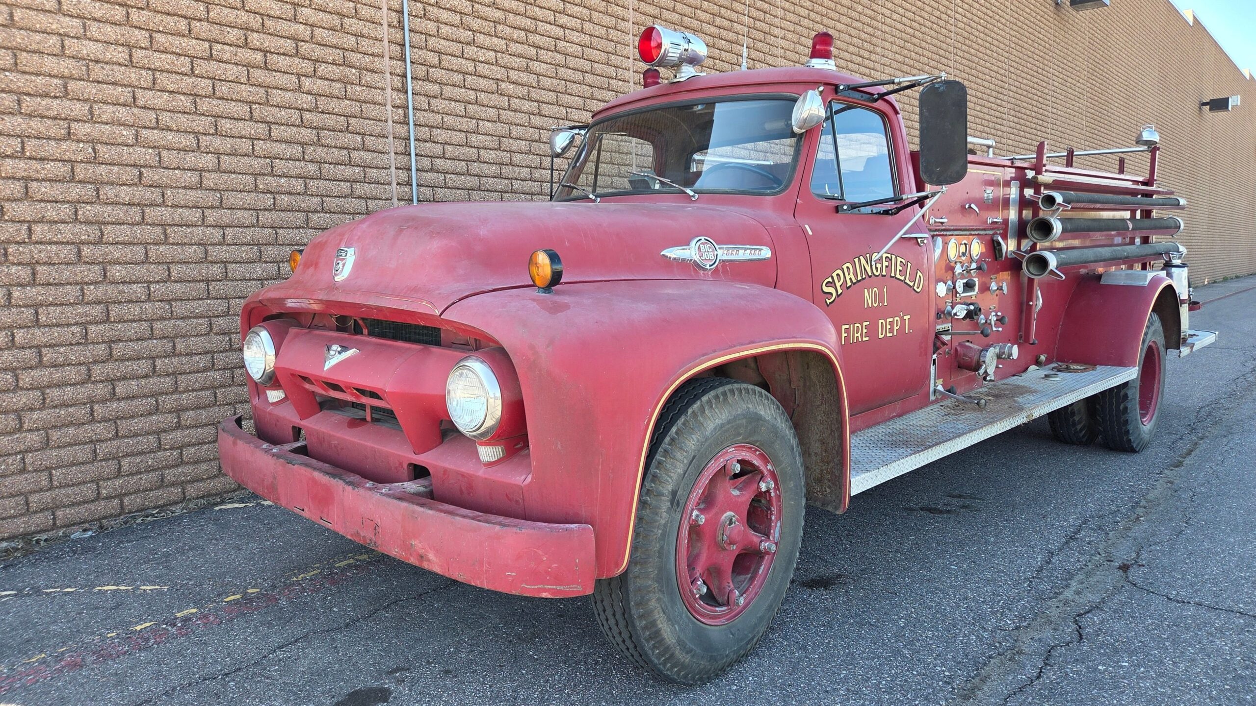 1954 Ford F-800 Firetruck