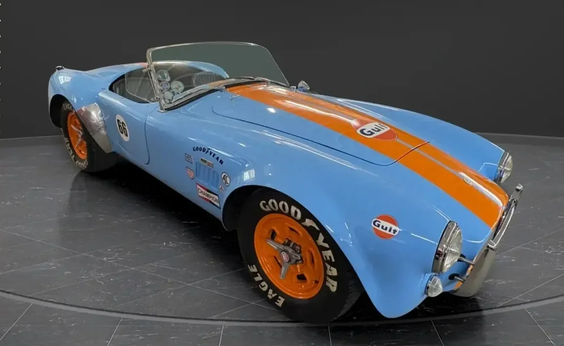replica car