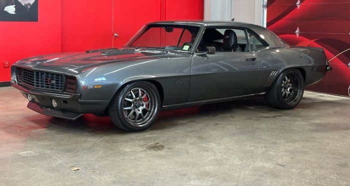 custom car