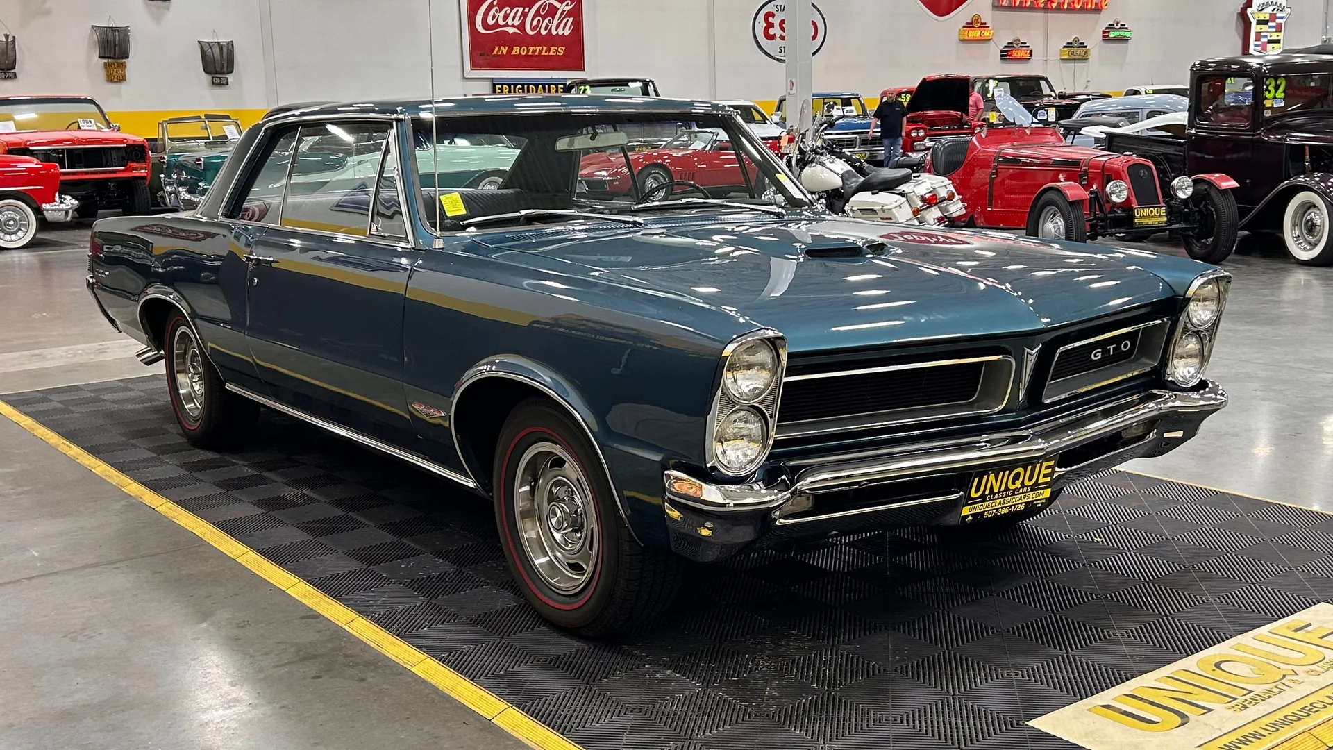 2dr Hardtop muscle car for sale