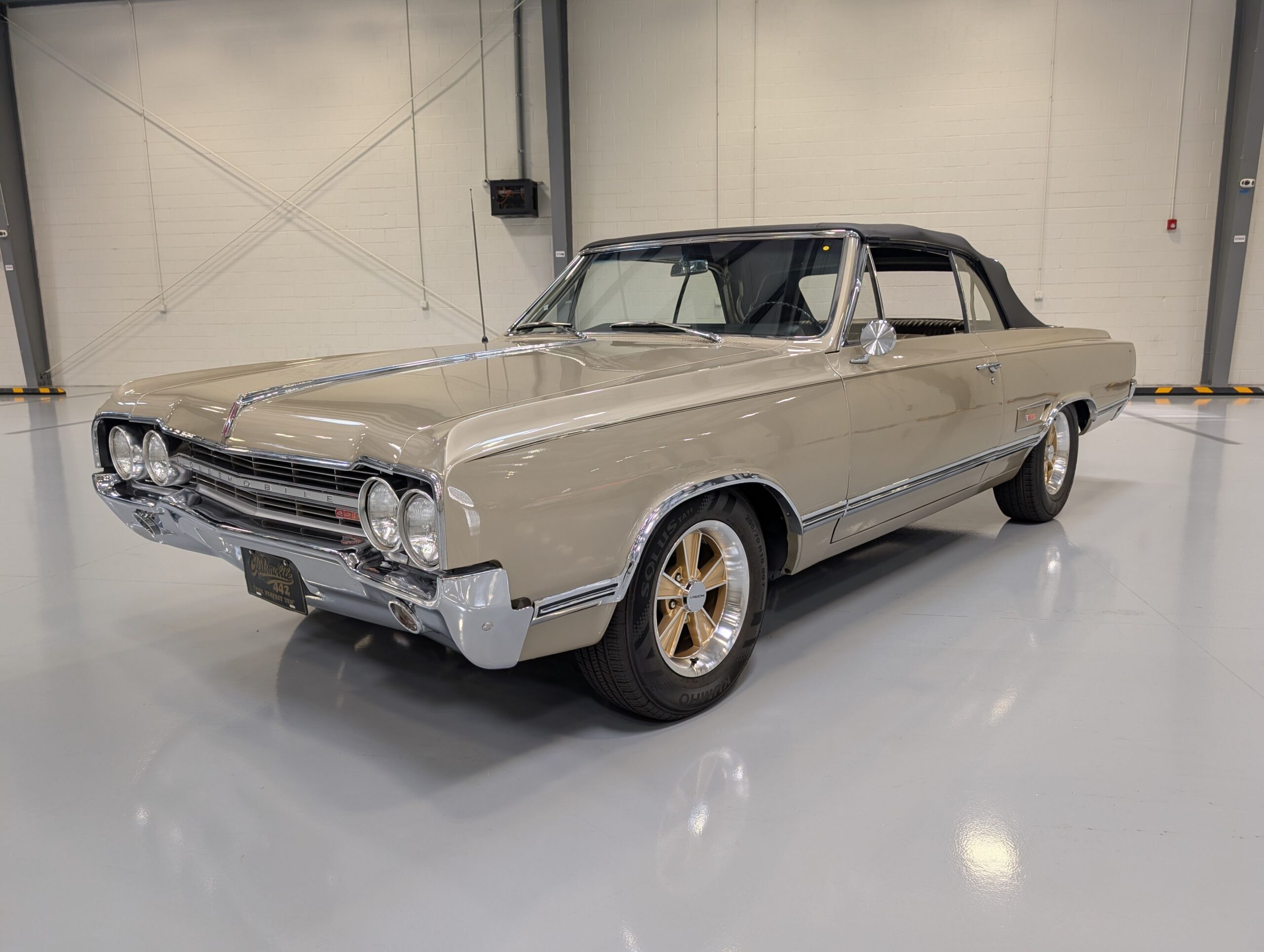 Classic Olds muscle car for sale at auction