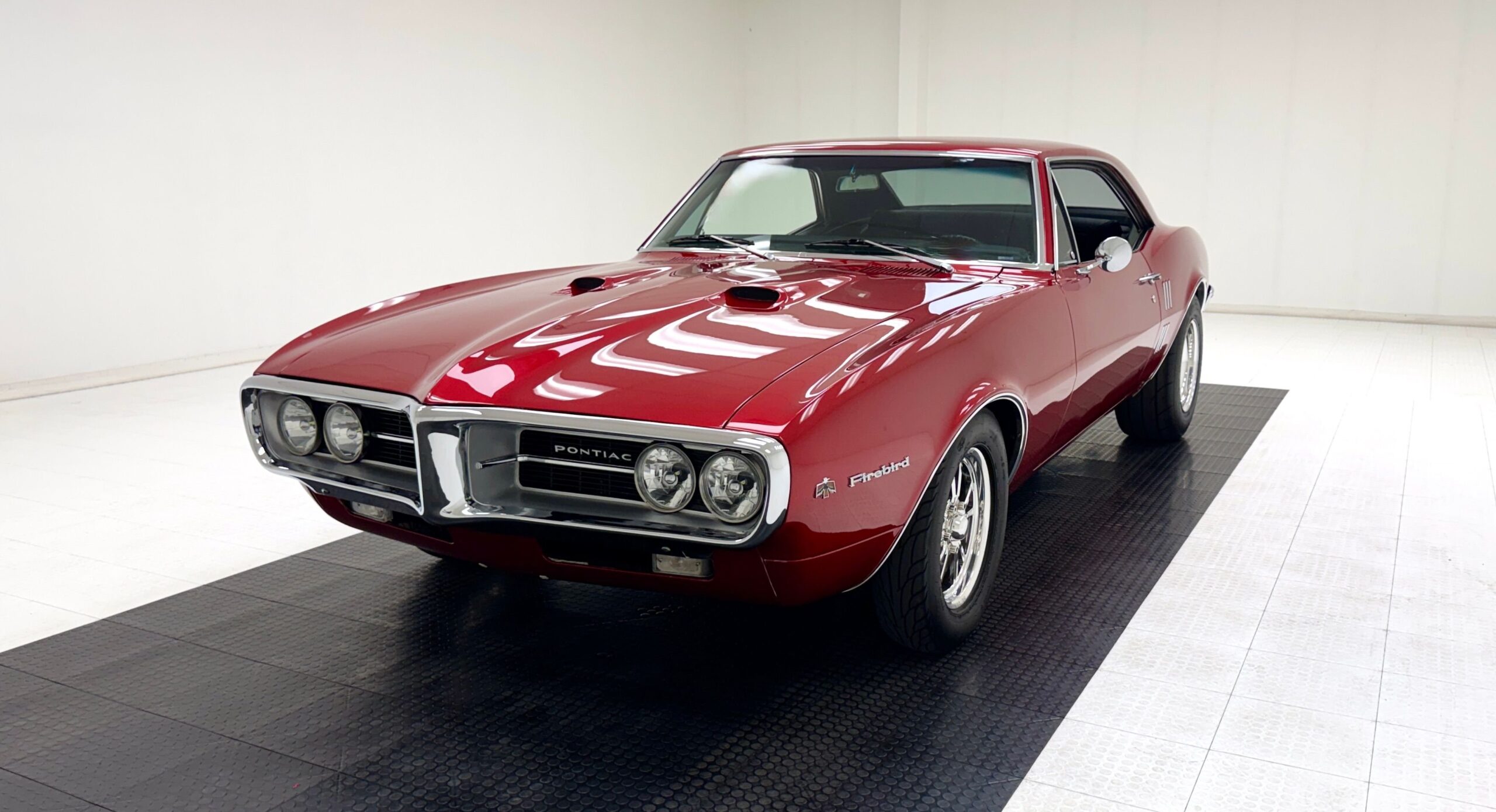 Hardtop muscle car for sale