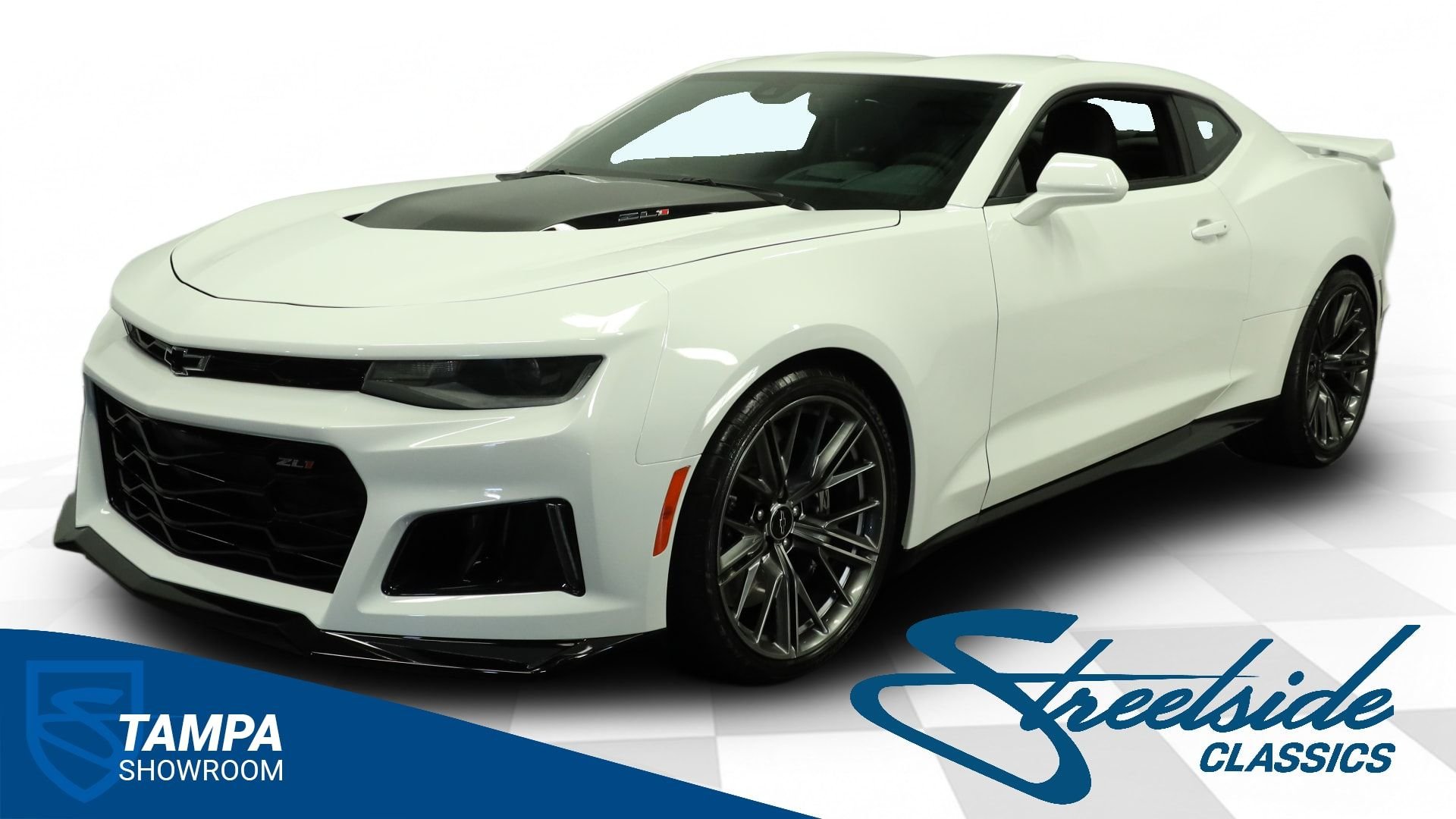 ONLY 726 MILES, 6.2L LT4 SUPERCHARGED V8