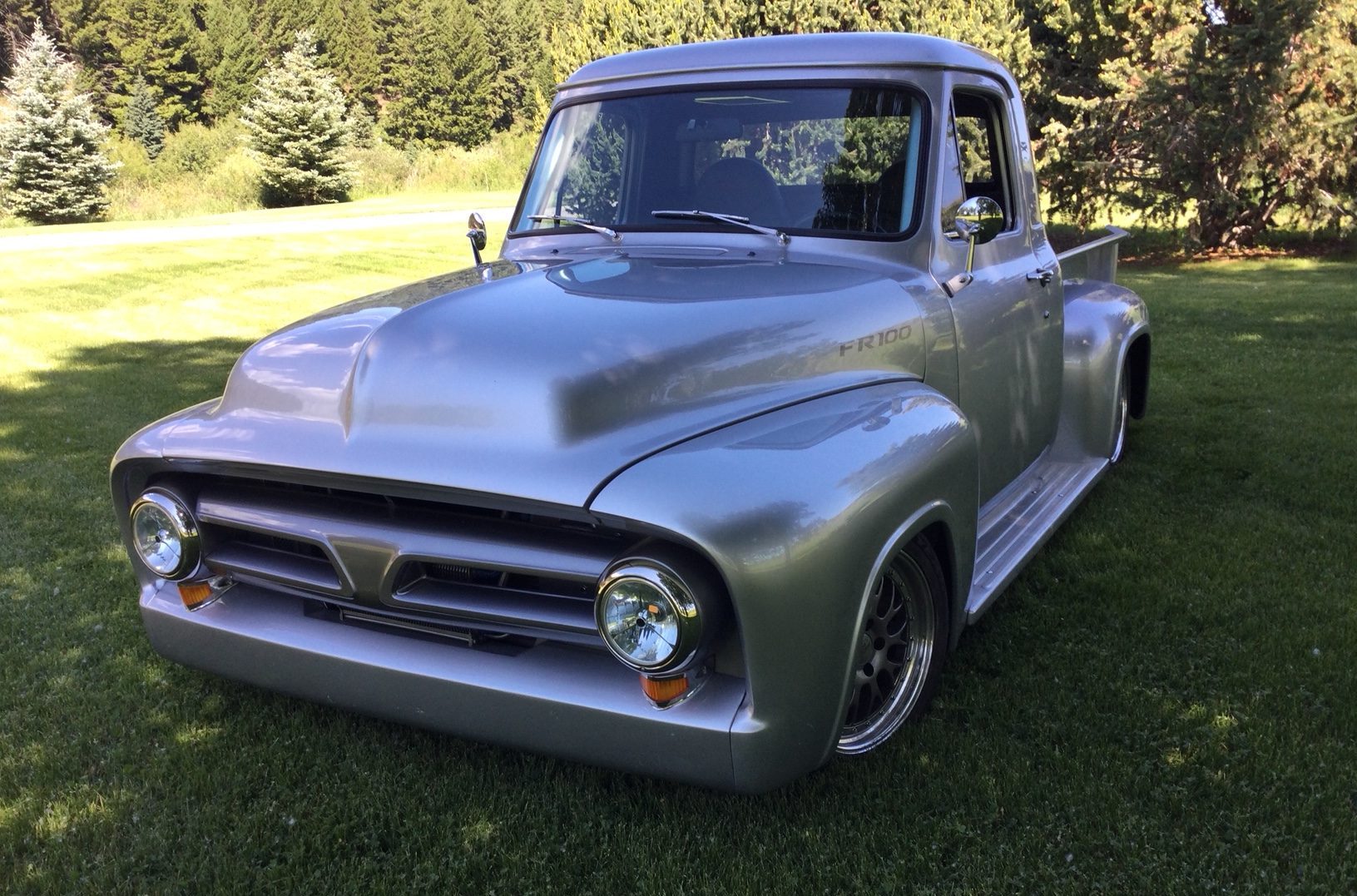 1953 Ford FR-100 truck