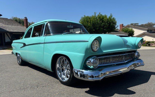 1956 Ford Fairlane 2-Door