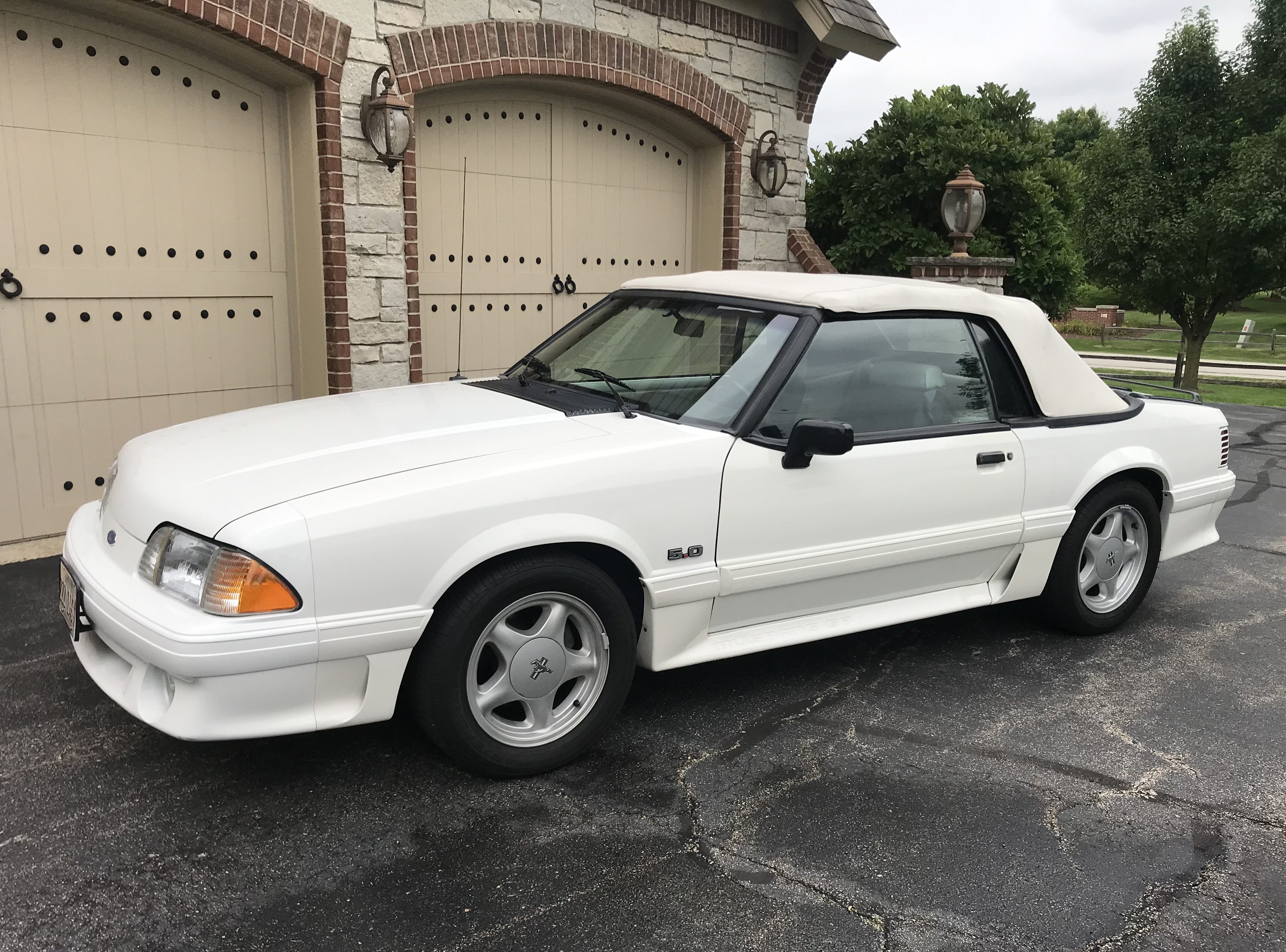 late model sports car