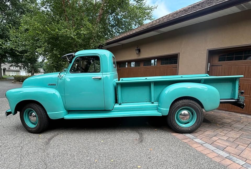 Long Bed Pickup Truck