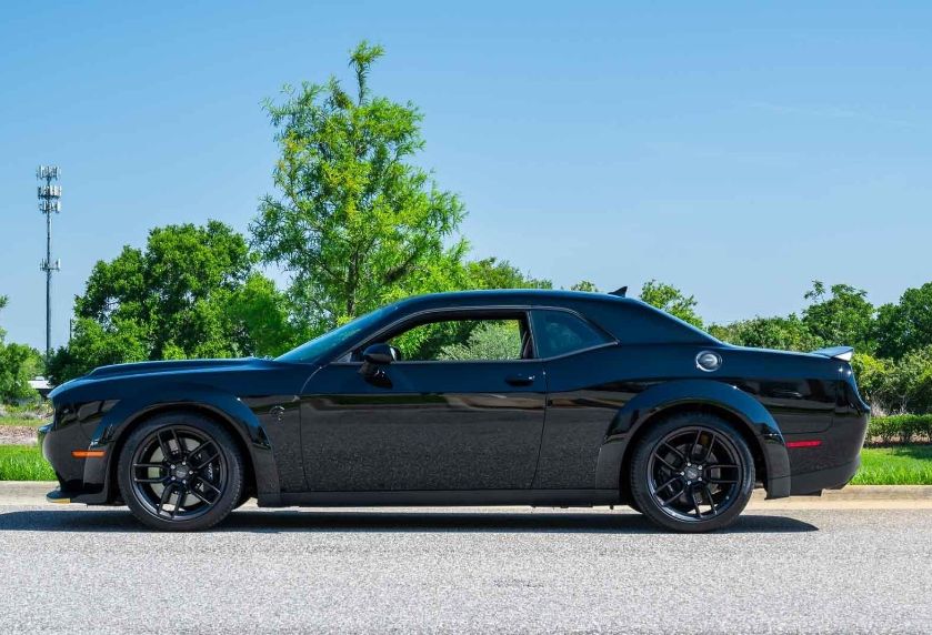 hellcat widebody