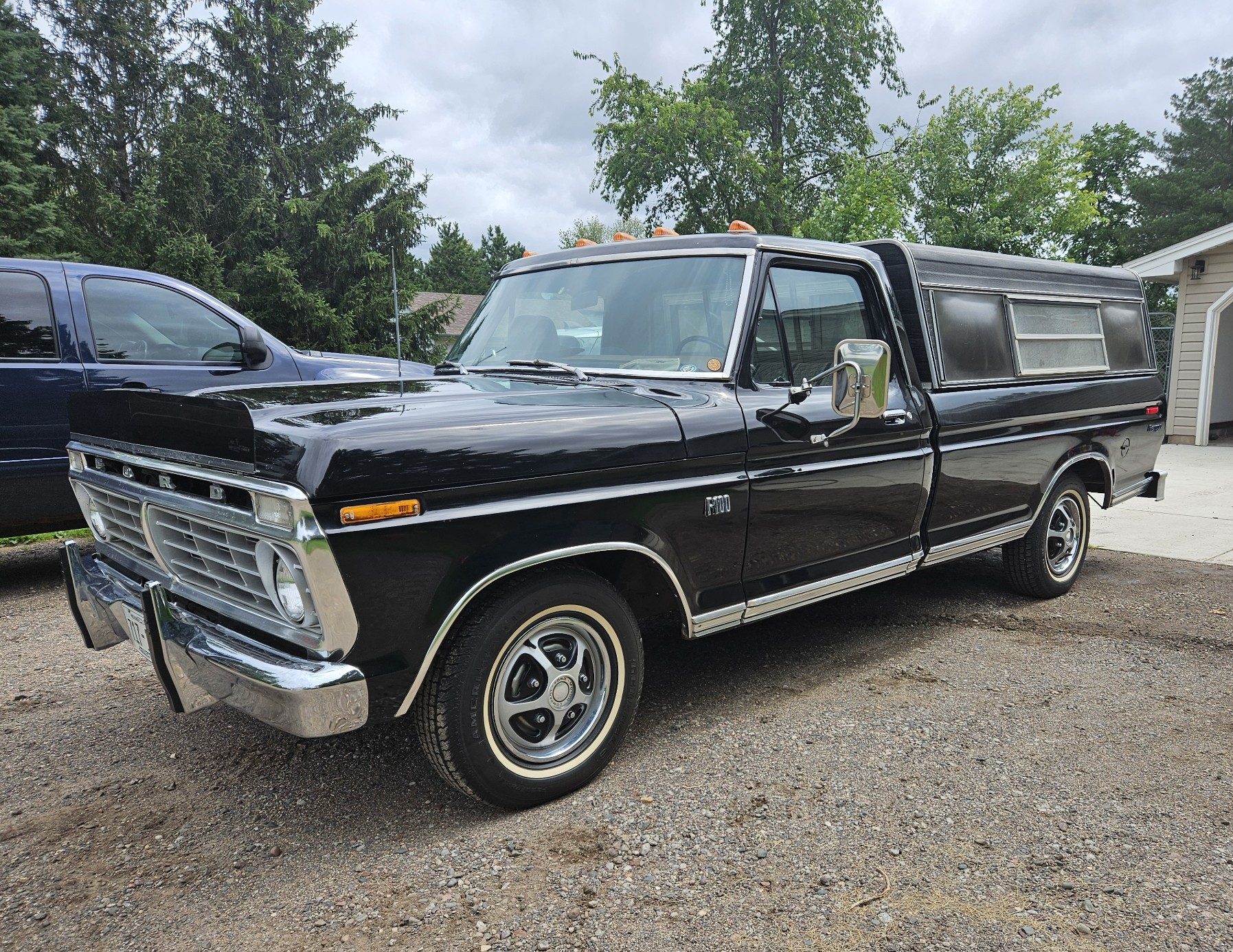 2WD V8
