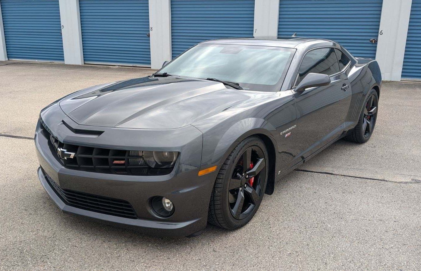 late model sports car
