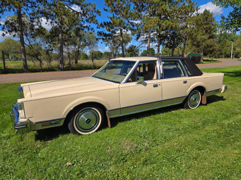 Town Car
