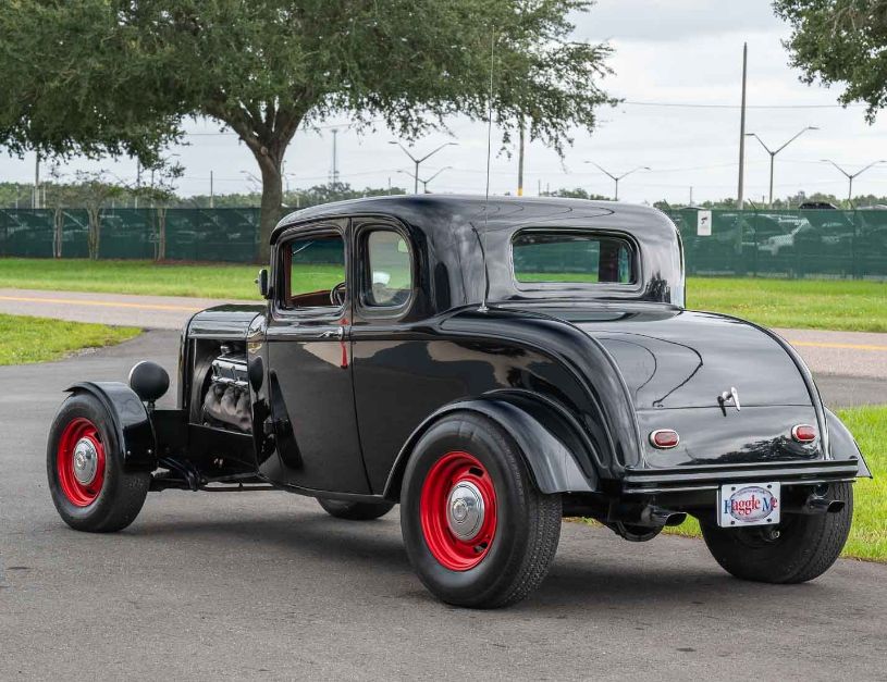classic hot rod look