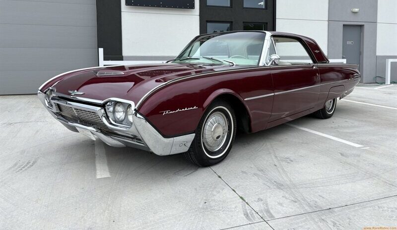 luxury car