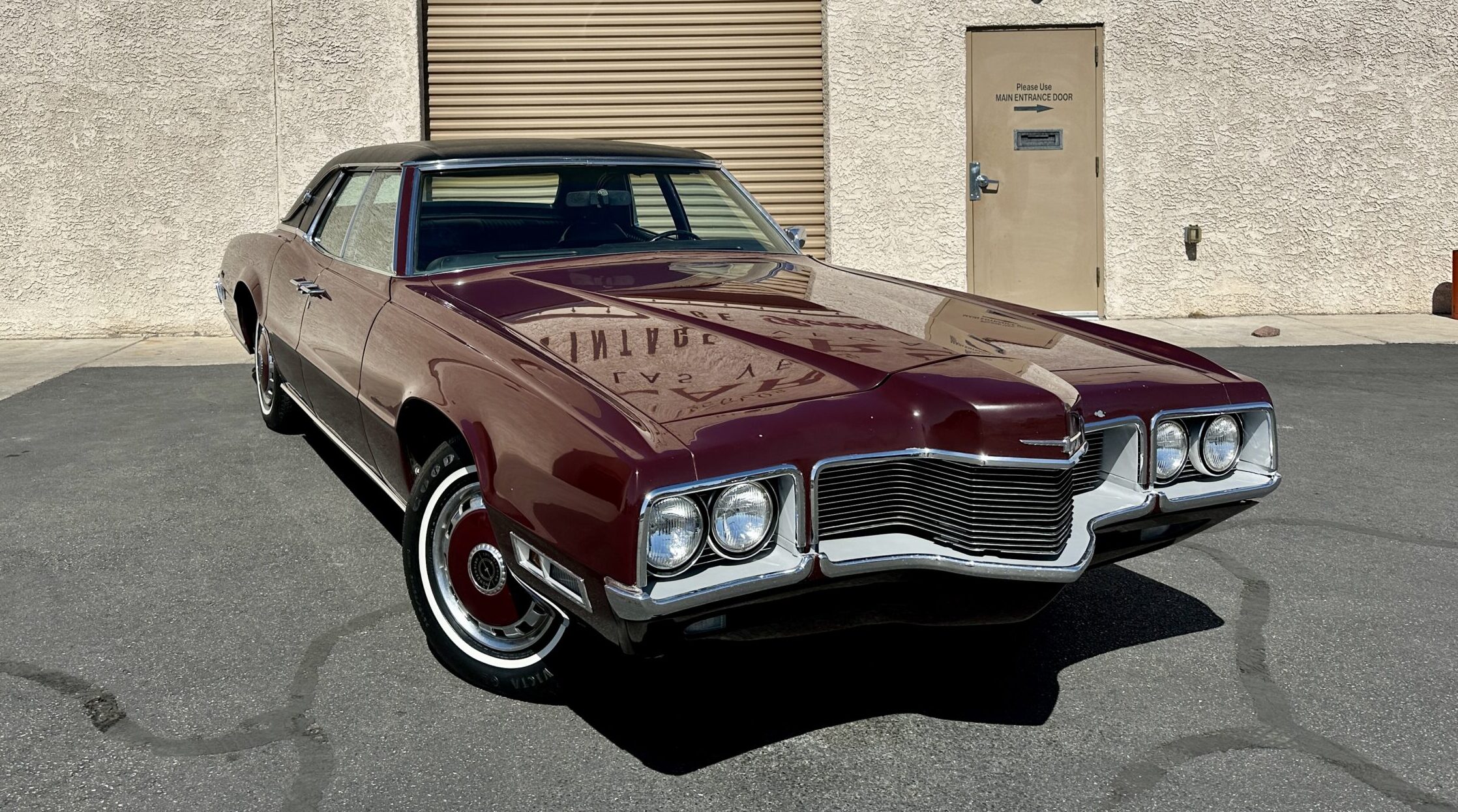 luxury car